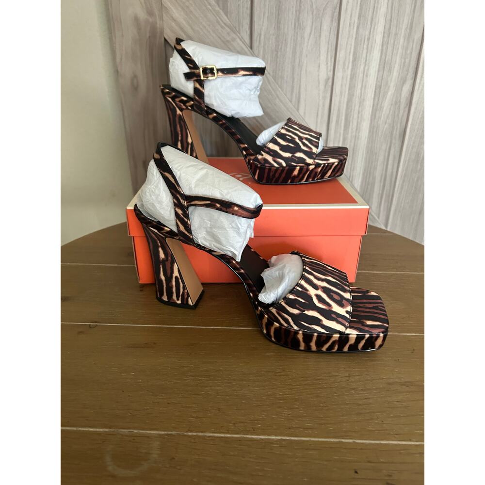 NIB Katy Perry The Square Open Sandal Liger Print satin 11 - Picture 2 of 9